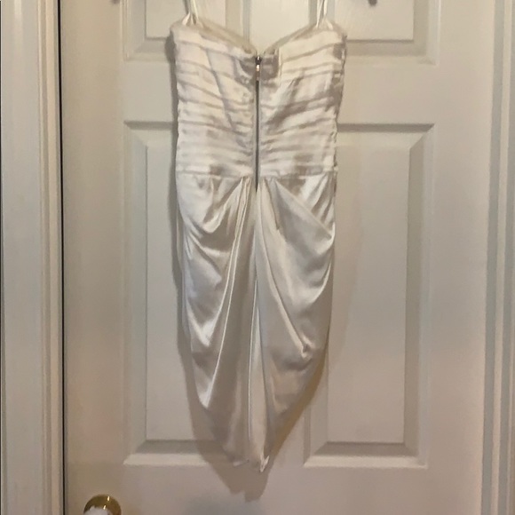 Bebe Dress - Picture 3 of 4